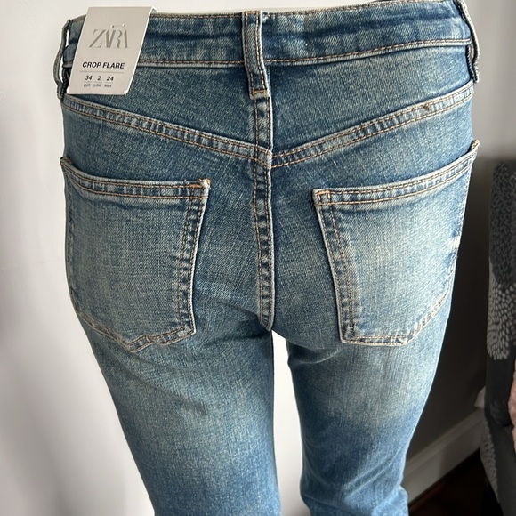 Zara Crop Flare Jeans - Picture 5 of 10